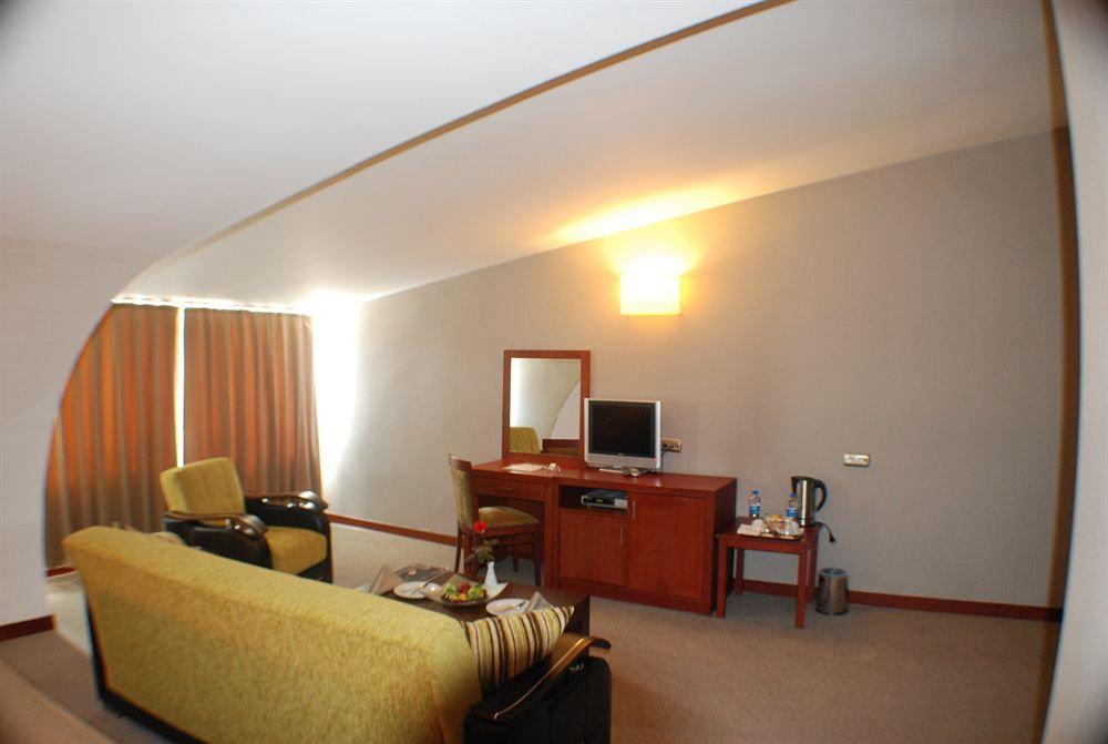Dragos Resort Hotel Spa Restaurant Истанбул Екстериор снимка